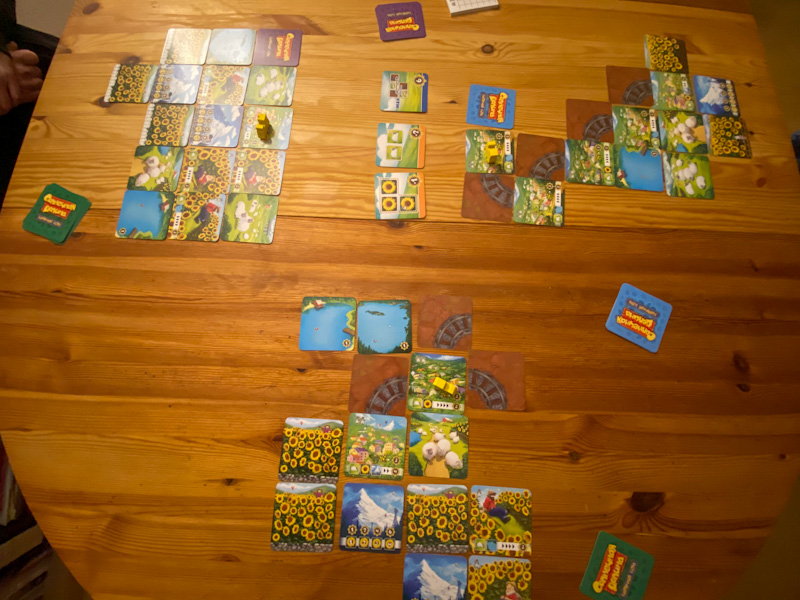 [Sunflower - The Card Game]